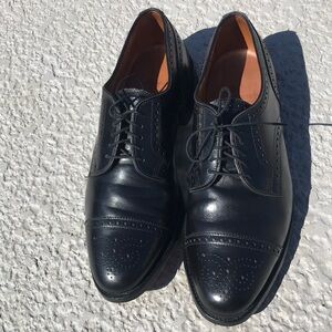 Allen Edmonds Sanford 10/D used conditions
